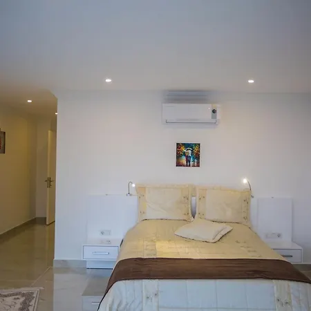 Villa Guelcue Baba 别墅 *